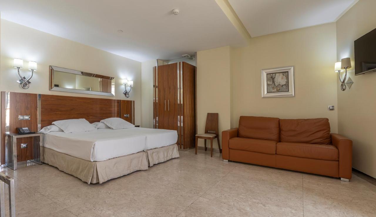 סלאמנקה Gran Hotel Corona Sol מראה חיצוני תמונה